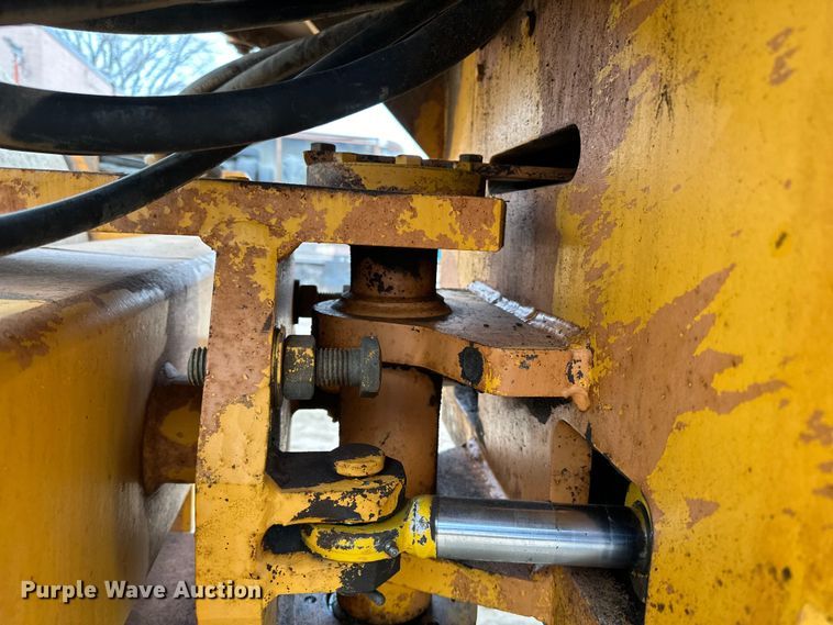 image for item DQ0602 1987 Case W602BD single drum vibratory roller