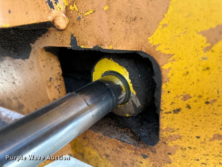 image for item DQ0602 1987 Case W602BD single drum vibratory roller