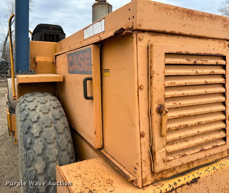 image for item DQ0602 1987 Case W602BD single drum vibratory roller