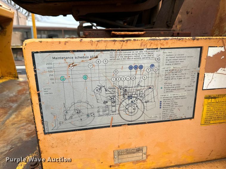 image for item DQ0602 1987 Case W602BD single drum vibratory roller