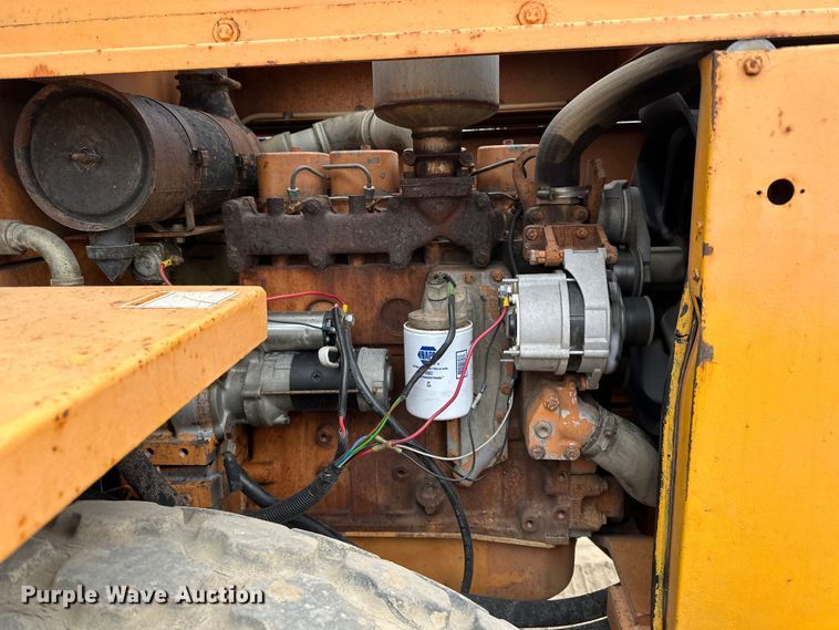 image for item DQ0602 1987 Case W602BD single drum vibratory roller