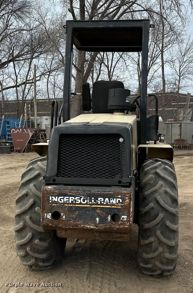 image for item DQ0603 1999 Ingersoll Rand  SD-70F Pro Pac single drum vibratory roller