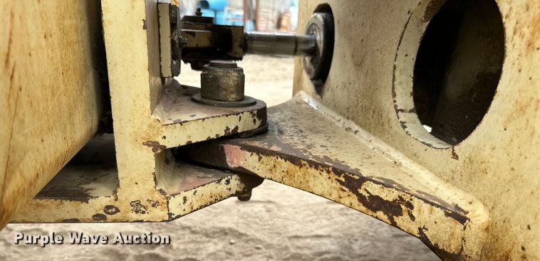 image for item DQ0603 1999 Ingersoll Rand  SD-70F Pro Pac single drum vibratory roller