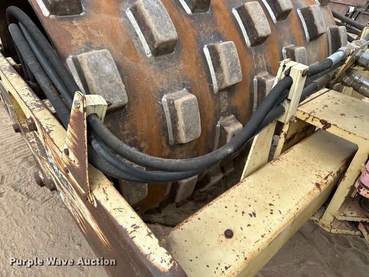 image for item DQ0603 1999 Ingersoll Rand  SD-70F Pro Pac single drum vibratory roller