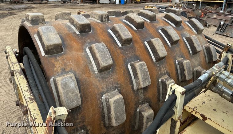 image for item DQ0603 1999 Ingersoll Rand  SD-70F Pro Pac single drum vibratory roller