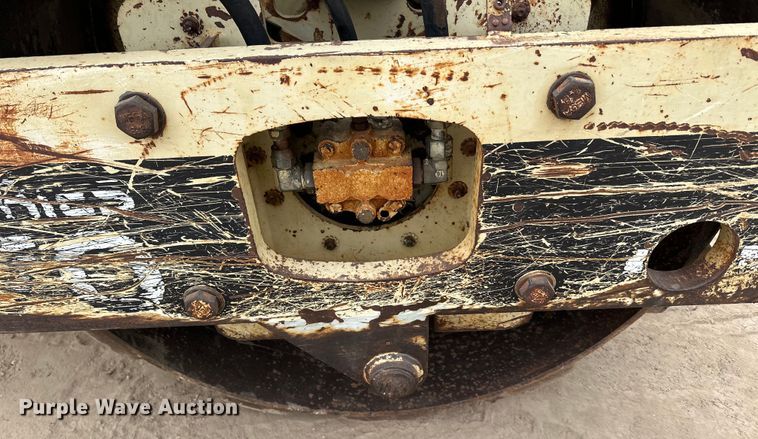 image for item DQ0603 1999 Ingersoll Rand  SD-70F Pro Pac single drum vibratory roller