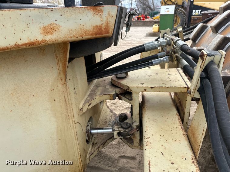 image for item DQ0603 1999 Ingersoll Rand  SD-70F Pro Pac single drum vibratory roller