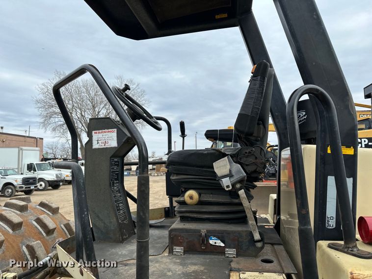 image for item DQ0603 1999 Ingersoll Rand  SD-70F Pro Pac single drum vibratory roller