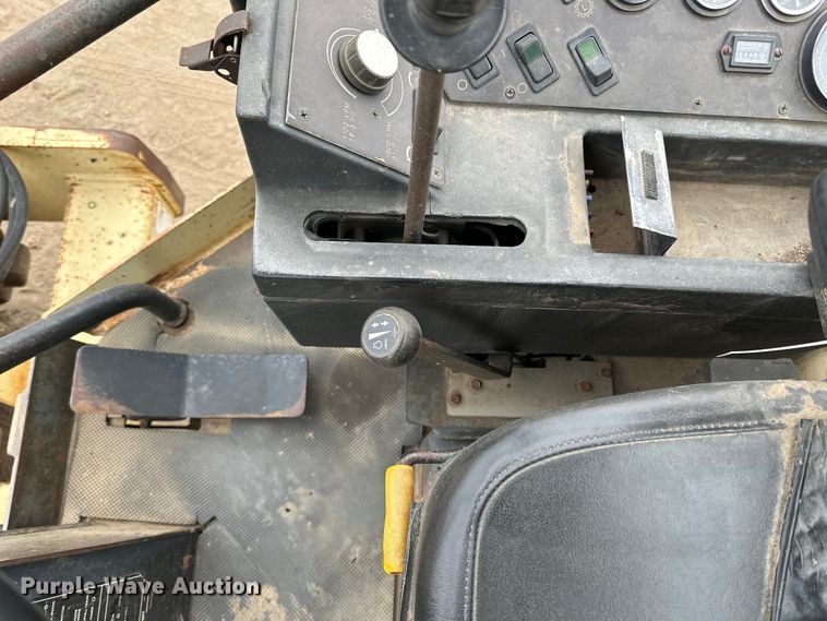 image for item DQ0603 1999 Ingersoll Rand  SD-70F Pro Pac single drum vibratory roller