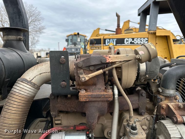 image for item DQ0603 1999 Ingersoll Rand  SD-70F Pro Pac single drum vibratory roller