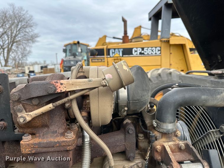 image for item DQ0603 1999 Ingersoll Rand  SD-70F Pro Pac single drum vibratory roller