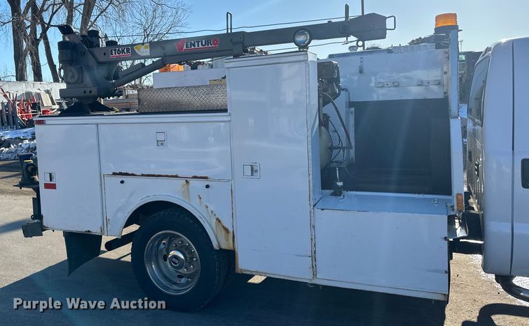 image for item DQ0628 2005 Ford  F550 utility / service truck