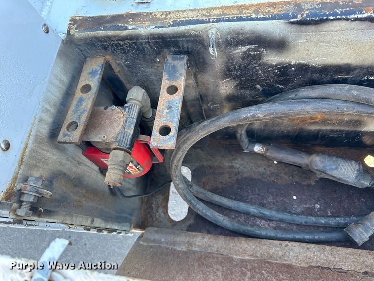 image for item DQ0628 2005 Ford  F550 utility / service truck