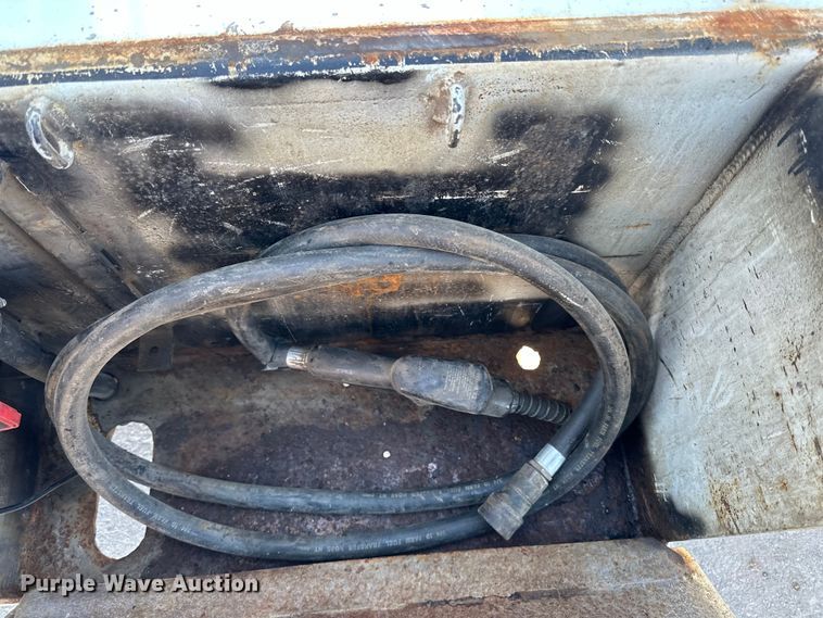 image for item DQ0628 2005 Ford  F550 utility / service truck