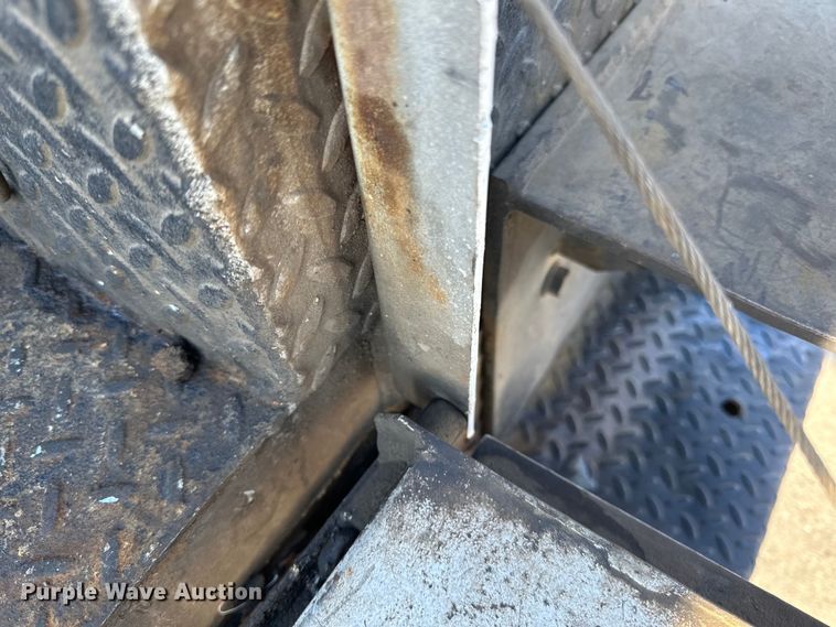 image for item DQ0628 2005 Ford  F550 utility / service truck