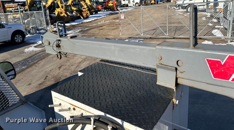 image for item DQ0628 2005 Ford  F550 utility / service truck