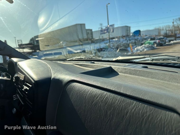 image for item DQ0628 2005 Ford  F550 utility / service truck