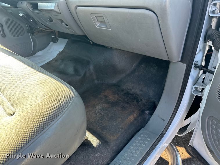 image for item DQ0628 2005 Ford  F550 utility / service truck