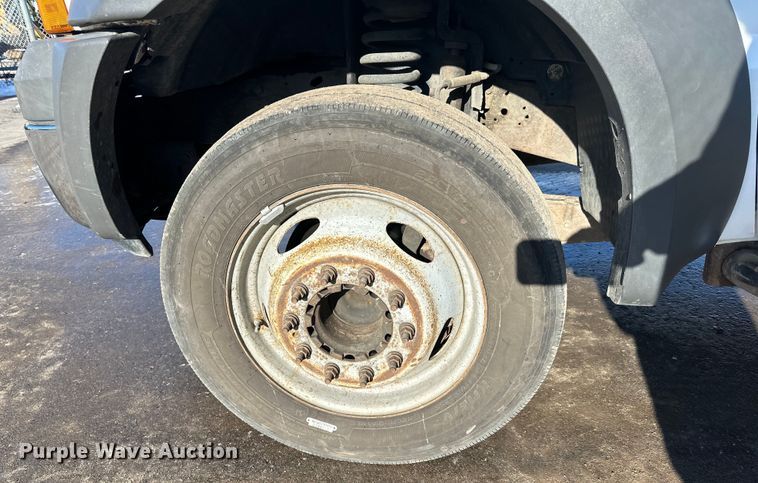 image for item DQ0628 2005 Ford  F550 utility / service truck
