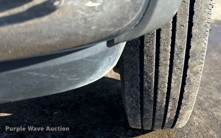 image for item DQ0628 2005 Ford  F550 utility / service truck