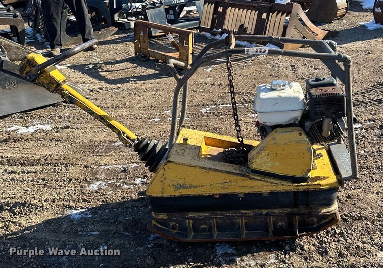 image for item DQ0629 Wacker BPU3345R plate compactor