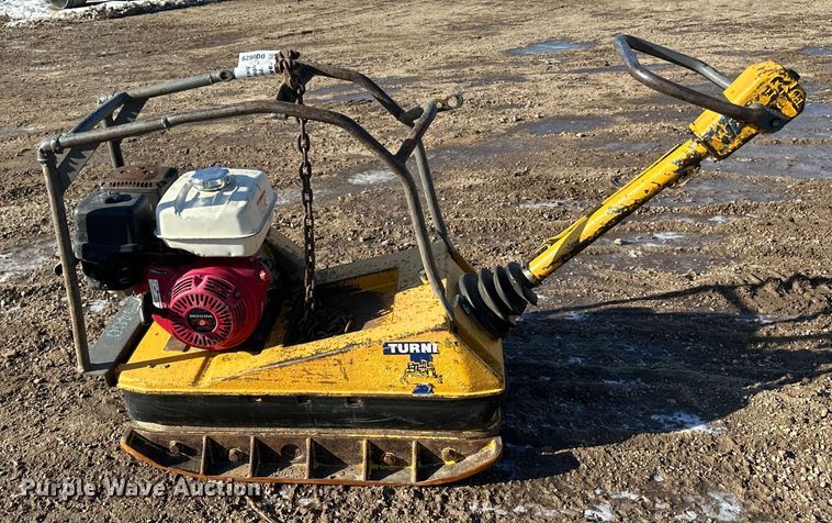 image for item DQ0629 Wacker BPU3345R plate compactor