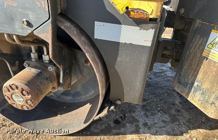 image for item DQ0630 2007 Wacker RD12 double drum vibratory roller