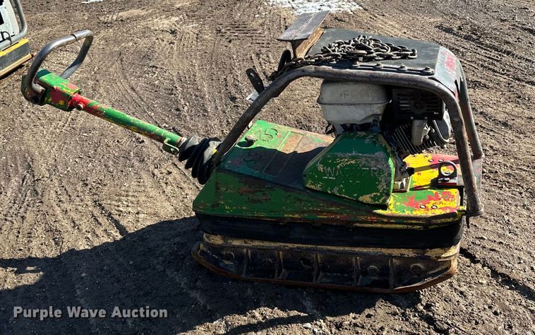 image for item DQ0631 Wacker BPU3345R plate compactor