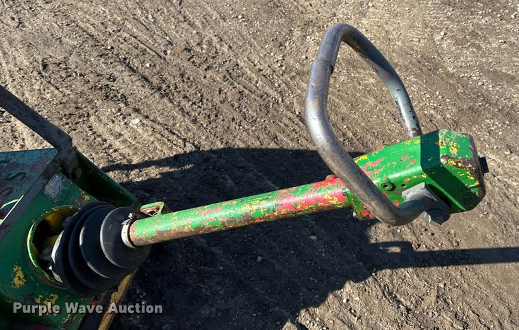 image for item DQ0631 Wacker BPU3345R plate compactor