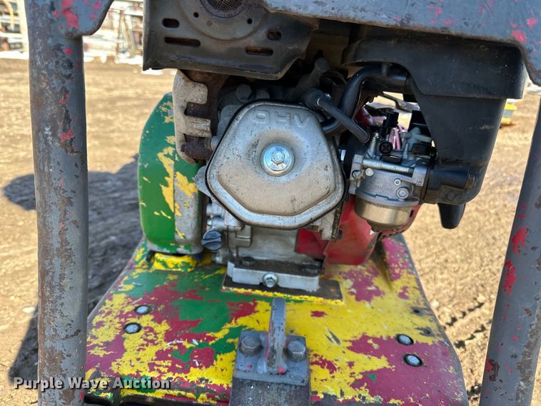 image for item DQ0631 Wacker BPU3345R plate compactor