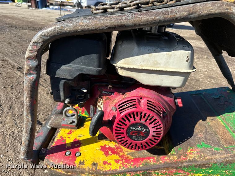 image for item DQ0631 Wacker BPU3345R plate compactor