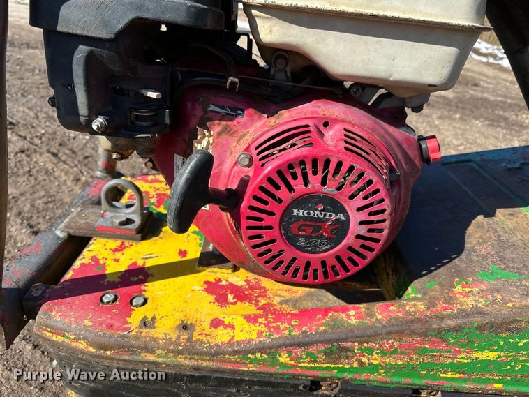 image for item DQ0631 Wacker BPU3345R plate compactor