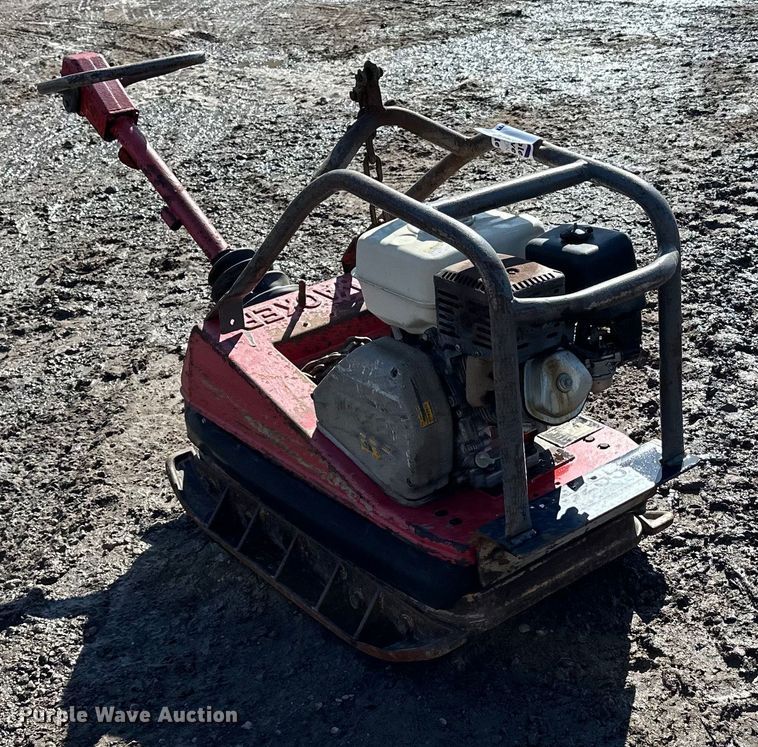 image for item DQ0632 Wacker BPU3345R plate compactor