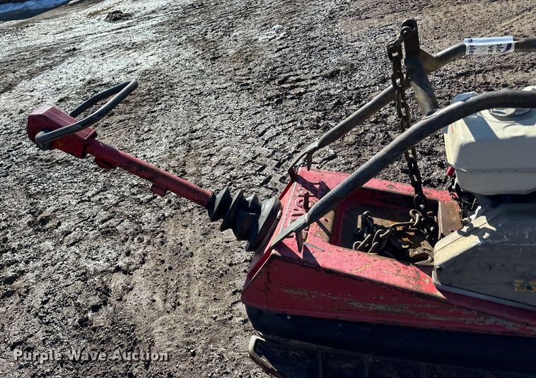 image for item DQ0632 Wacker BPU3345R plate compactor