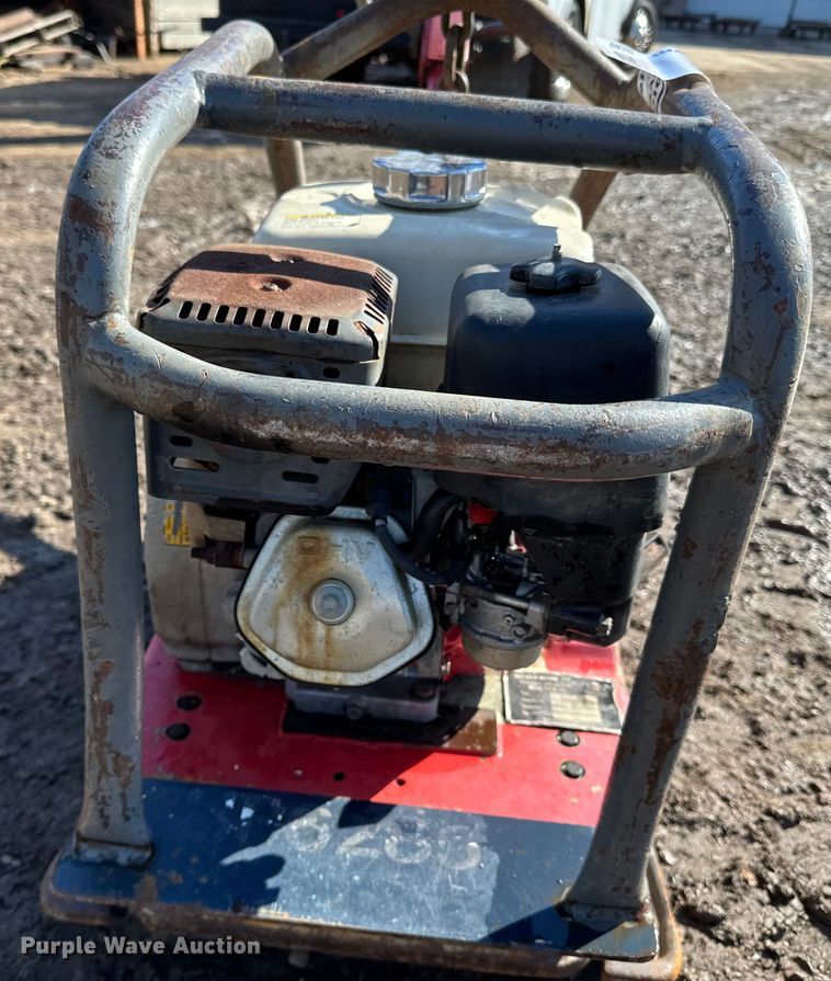 image for item DQ0632 Wacker BPU3345R plate compactor