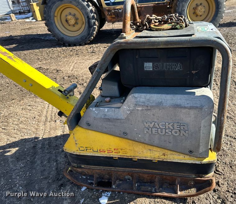 image for item DQ0633 2016 Wacker Neuson DPU6555 plate compactor