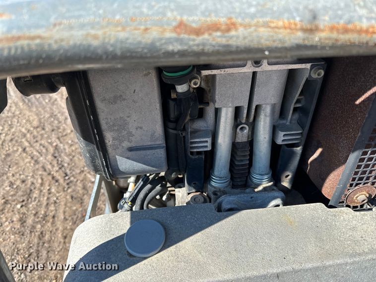 image for item DQ0633 2016 Wacker Neuson DPU6555 plate compactor