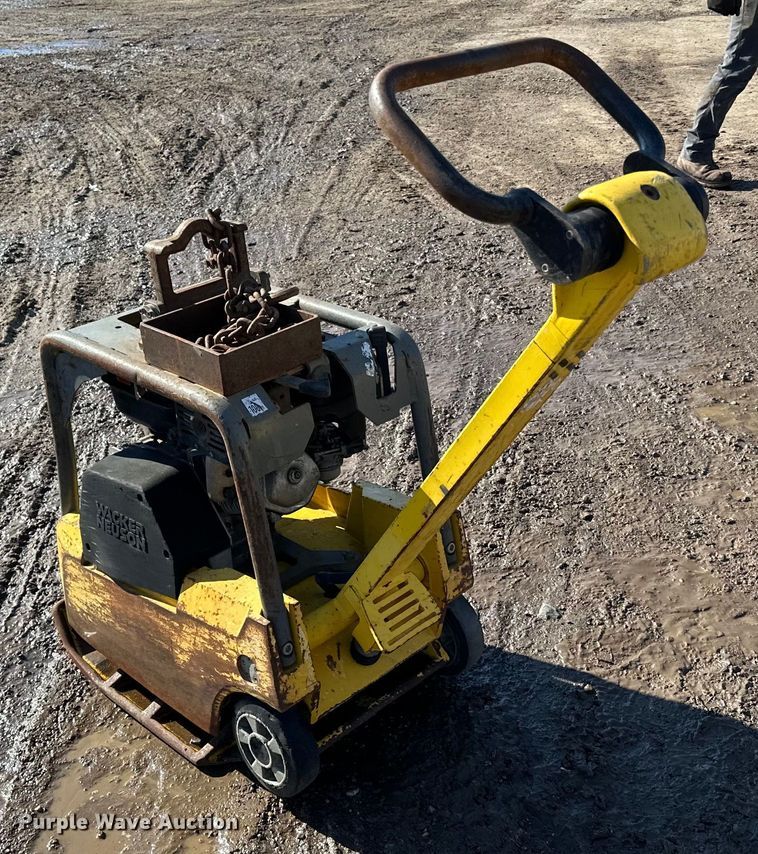 image for item DQ0634 Wacker Neuson BPU3750Ats plate compactor