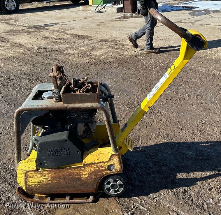 image for item DQ0634 Wacker Neuson BPU3750Ats plate compactor