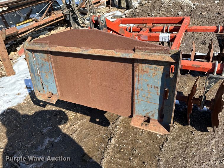 image for item DQ0636 Farm King skid steer disk