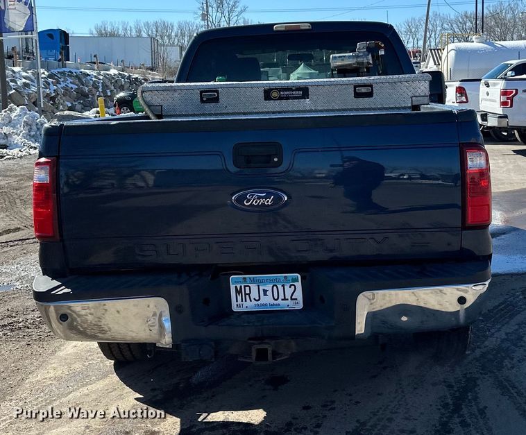 image for item DQ0637 2013 Ford  F250 SuperCab pickup truck