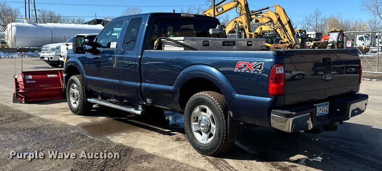 image for item DQ0637 2013 Ford  F250 SuperCab pickup truck