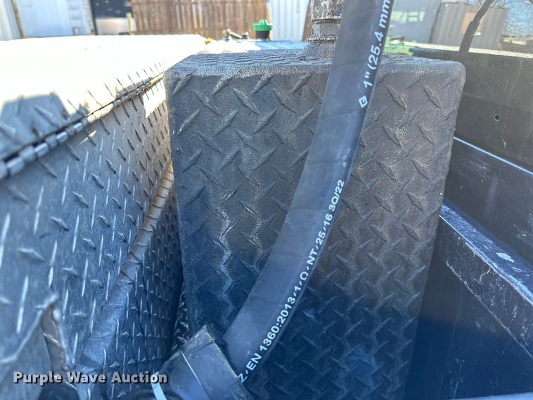 image for item DQ0637 2013 Ford  F250 SuperCab pickup truck