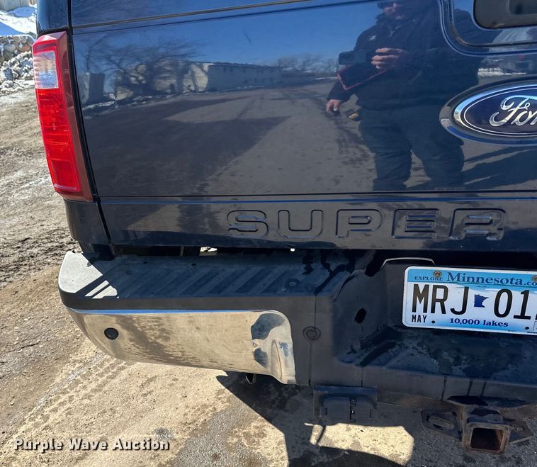 image for item DQ0637 2013 Ford  F250 SuperCab pickup truck