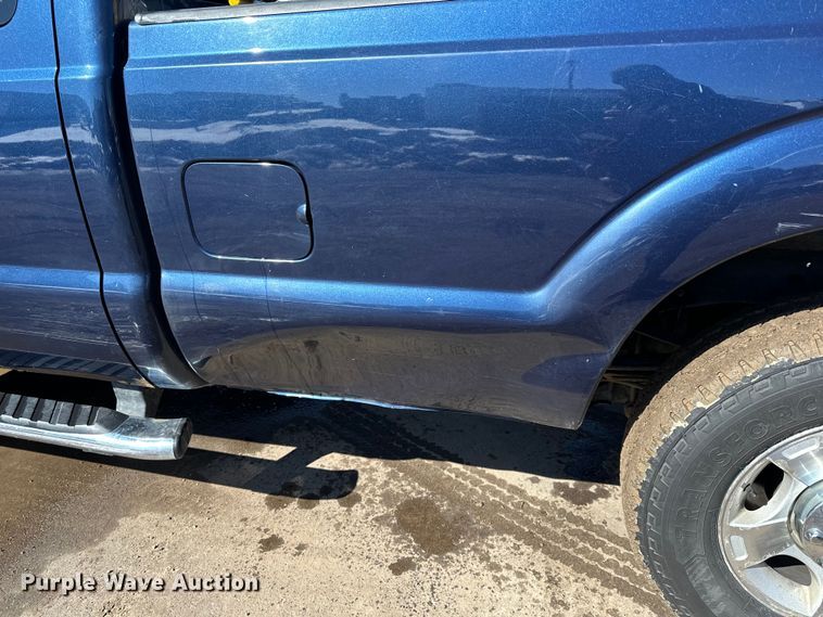 image for item DQ0637 2013 Ford  F250 SuperCab pickup truck