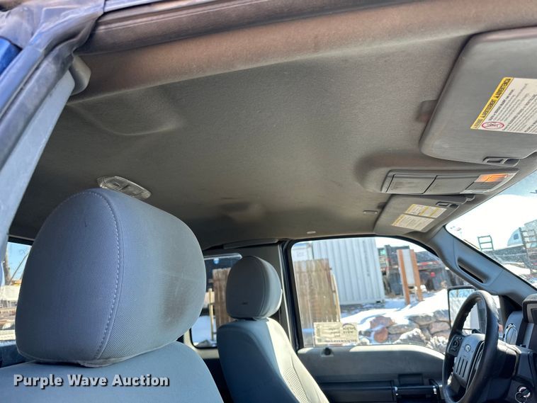 image for item DQ0637 2013 Ford  F250 SuperCab pickup truck