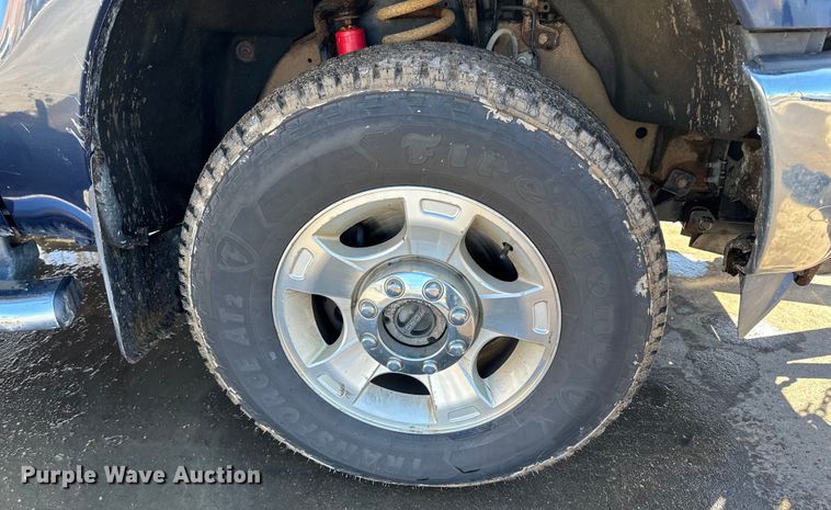 image for item DQ0637 2013 Ford  F250 SuperCab pickup truck