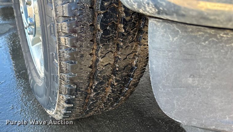 image for item DQ0637 2013 Ford  F250 SuperCab pickup truck