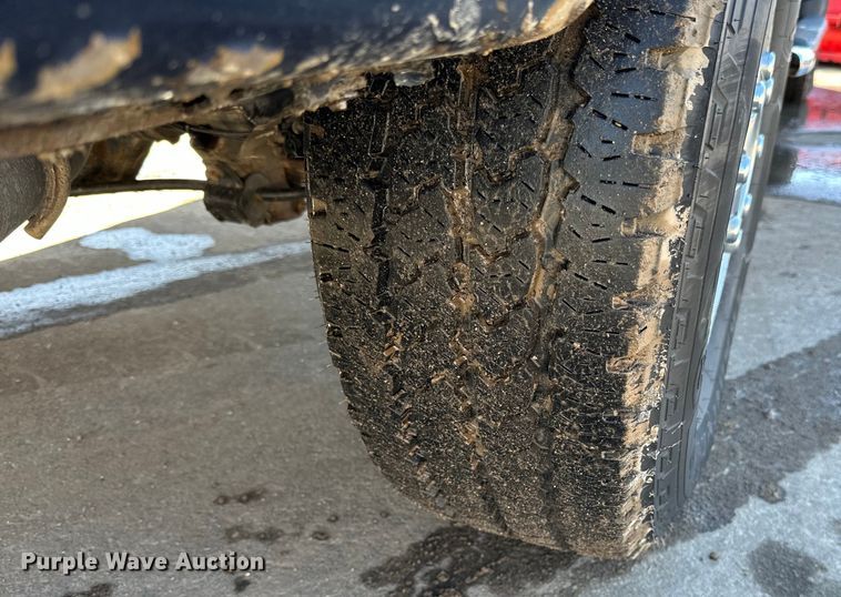 image for item DQ0637 2013 Ford  F250 SuperCab pickup truck