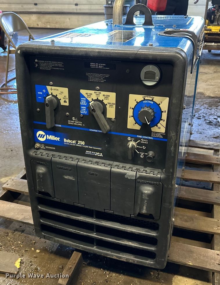 image for item DQ0640 Miller Bobcat 250 welder/generator